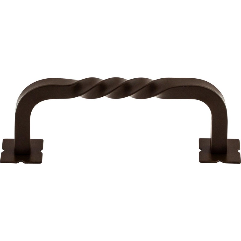 Square Twist D Pull