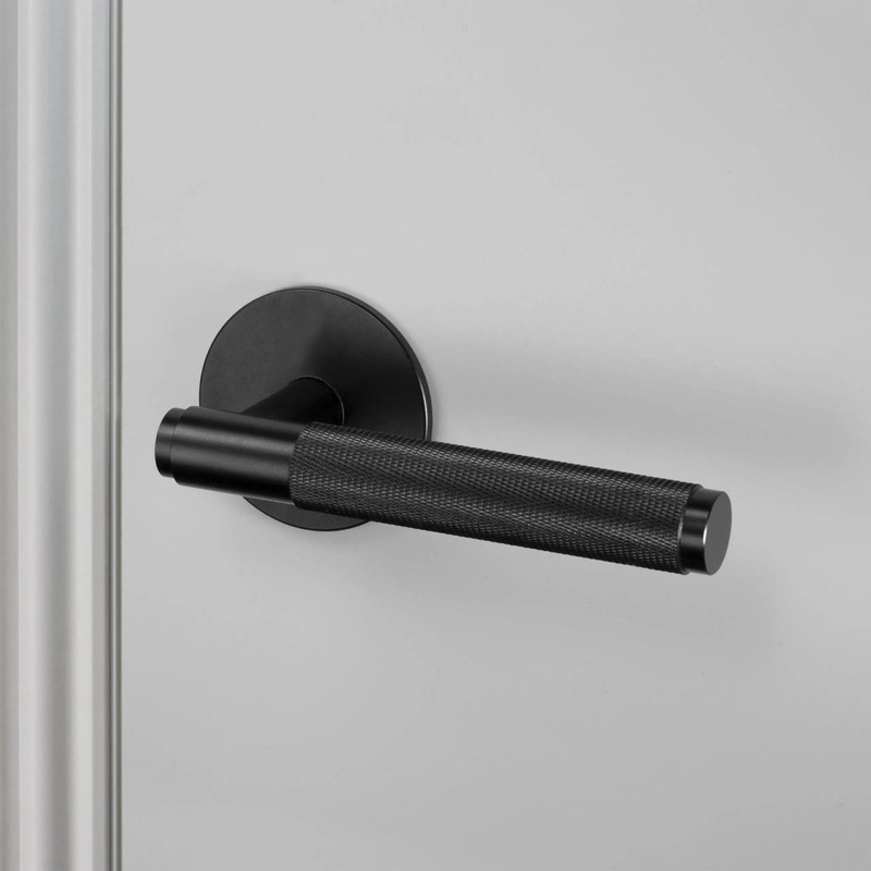 Conventional Door Handle – Cross